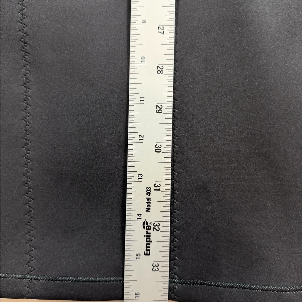 lululemon Black Structured Scuba Neoprene Dress Back Zip Pockets Size 2-4 (est) - Picture 8 of 9